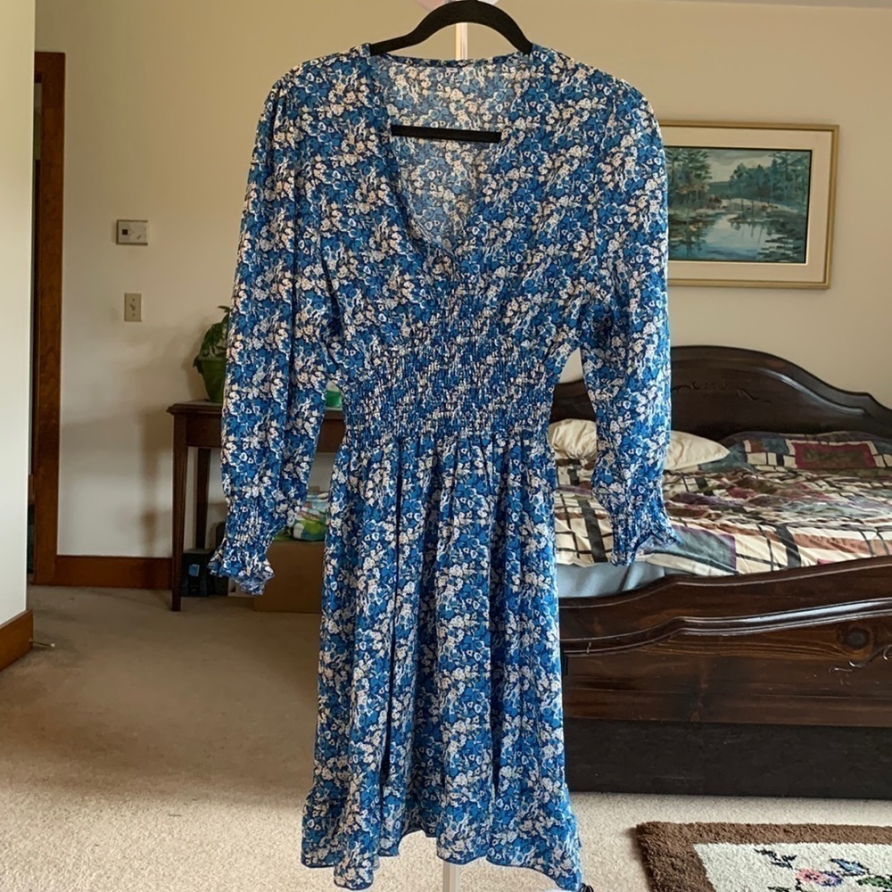 BEAUTIFUL Temu flocked Dress NWT